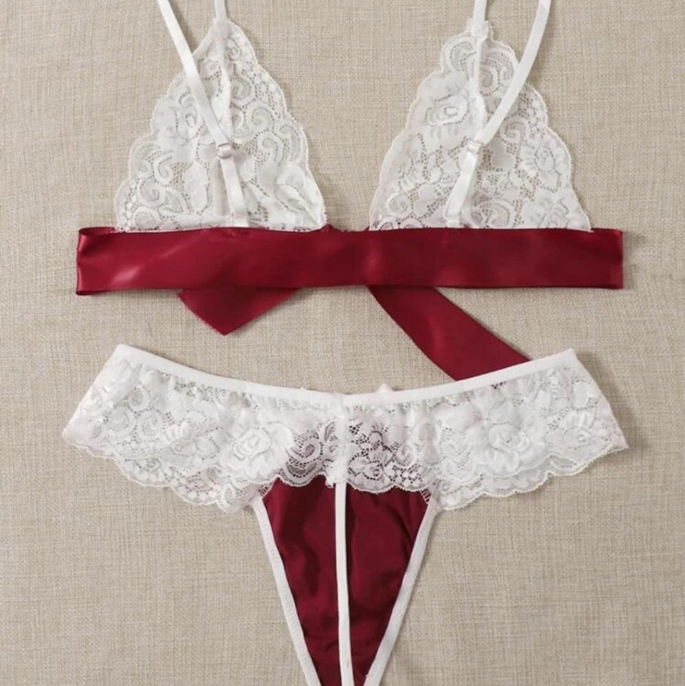 🦩Lace and Ribbon Lingerie set Large - Picture 2 of 3